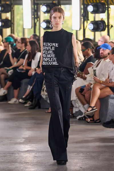 Look 45
